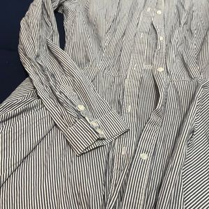 Woman’s shirt dress blu and white